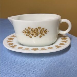 Pyrex Corelle Butterfly Gold Gravy Boat & Under Plate Set 77-B, 77-U